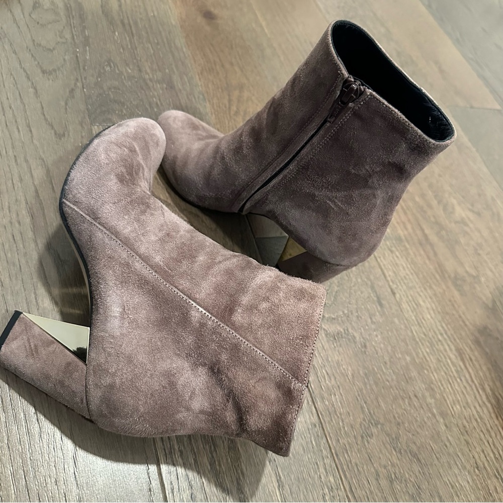 Vero Cuoio Suede Ankle Boots Size 38